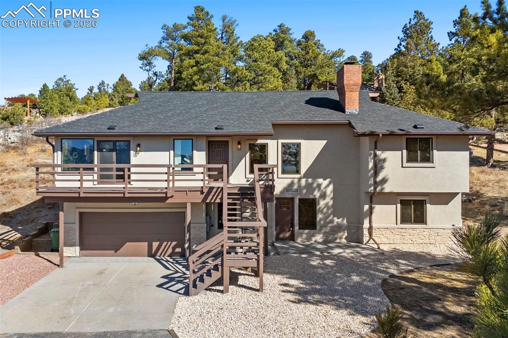 Image 11 of 50: Front of Structure