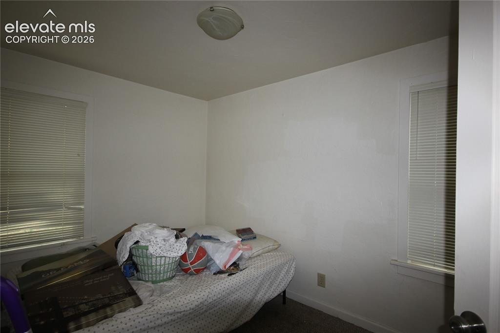 Image 14 of 26: Bedroom