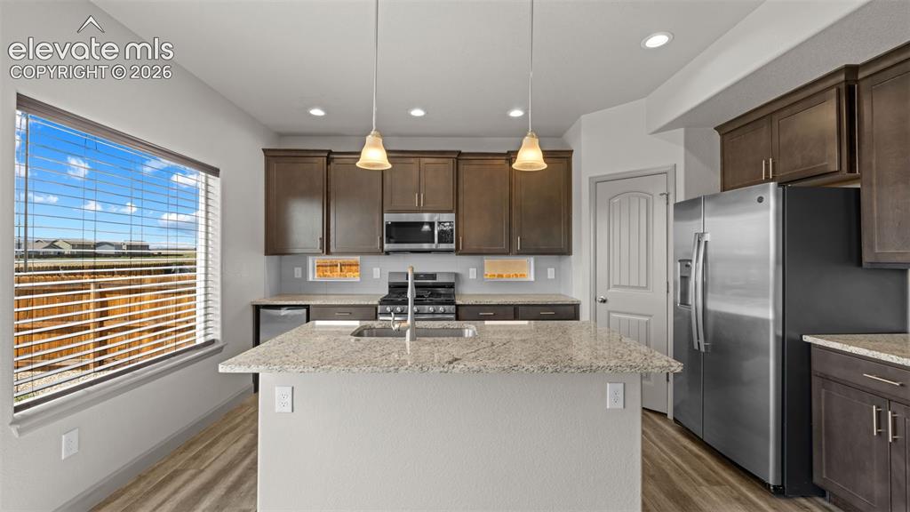 Image 13 of 35: Kitchen