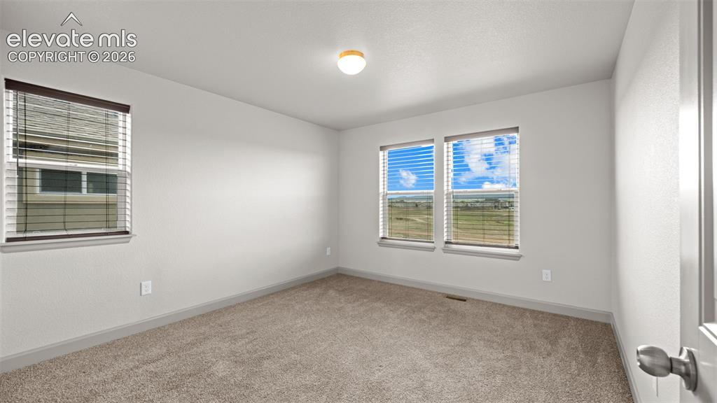 Image 19 of 35: Bedroom