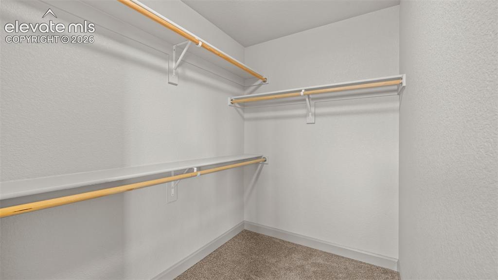 Image 24 of 35: Walk-In Closets