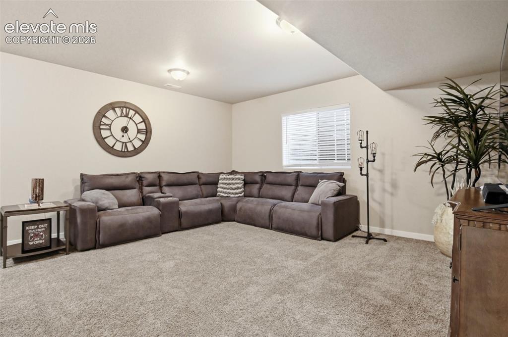 Image 32 of 46: Living Room