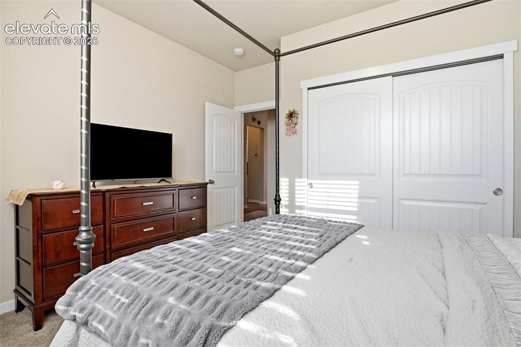 Image 39 of 46: Bedroom