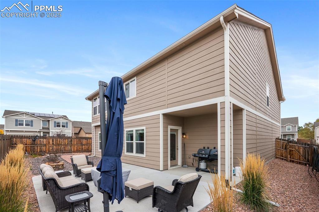 Image 43 of 50: Back of Structure