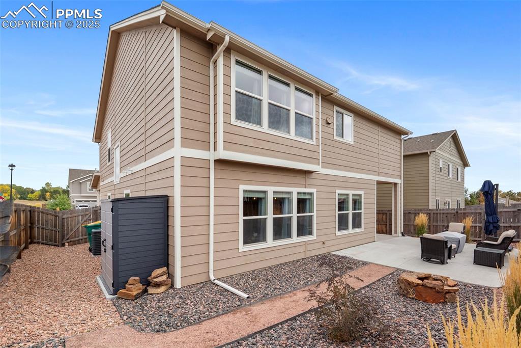 Image 45 of 50: Back of Structure