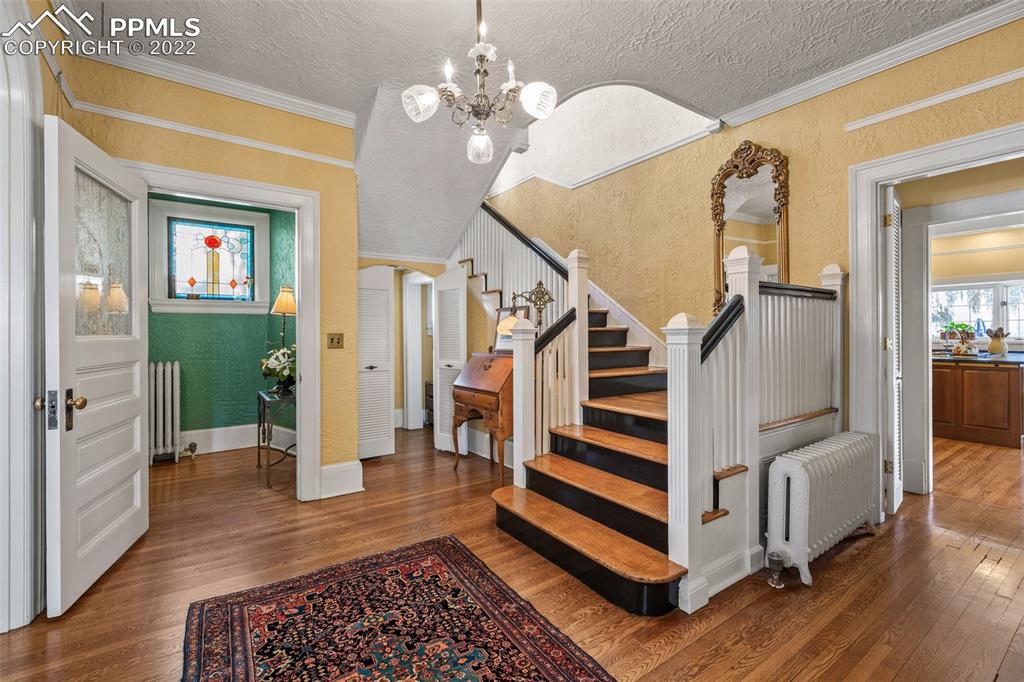 Listing 2240570, Image 22 of 43