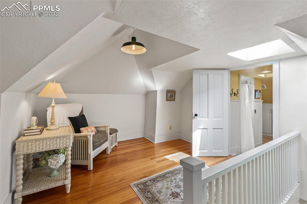 Listing 2240570, Image 37 of 43