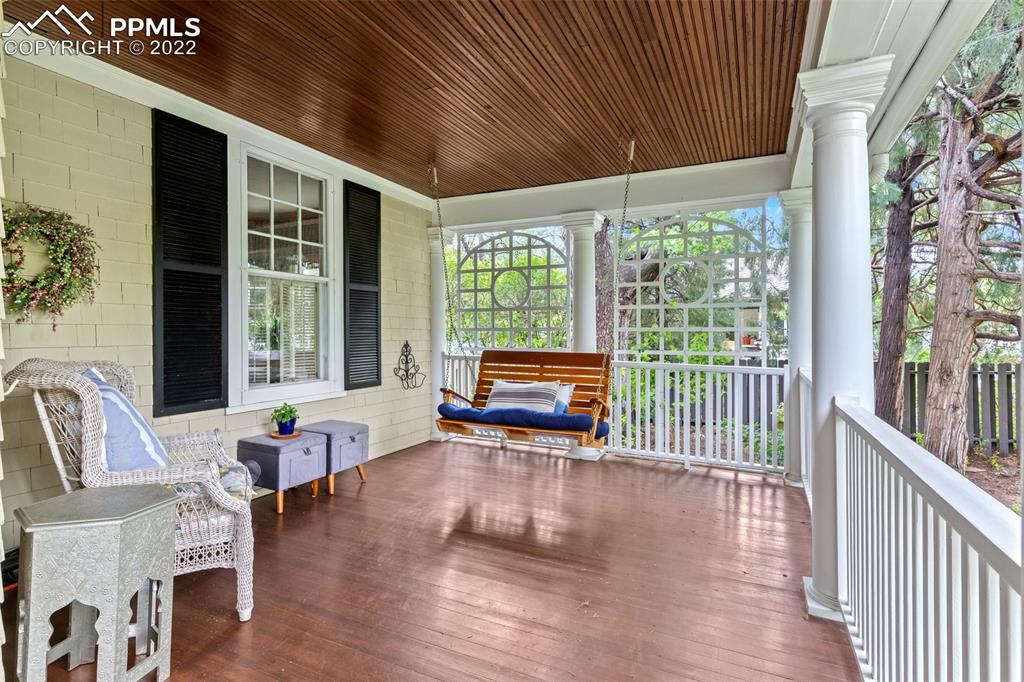 Listing 2240570, Image 5 of 43