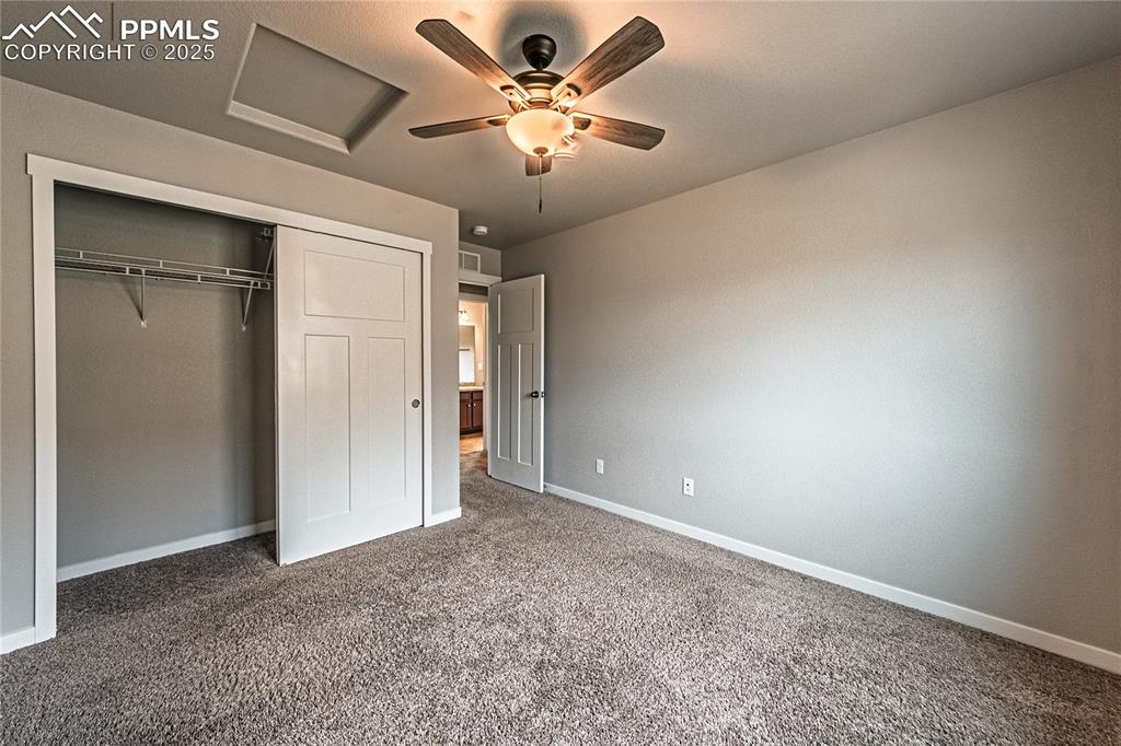 Image 29 of 41: Bedroom