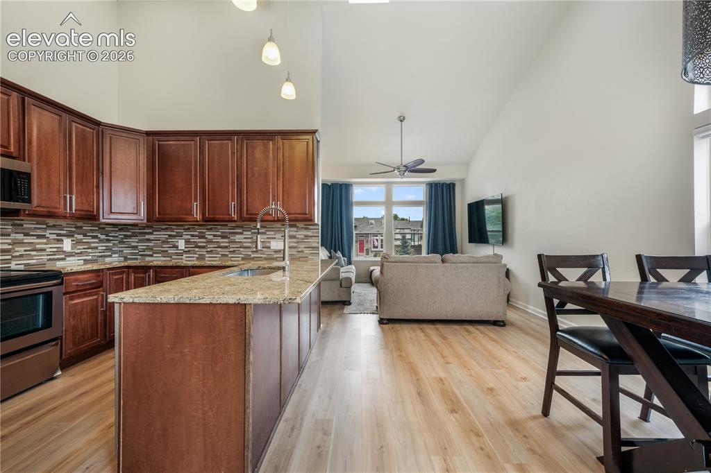 Image 9 of 50: Remodeled with Granite Countertops