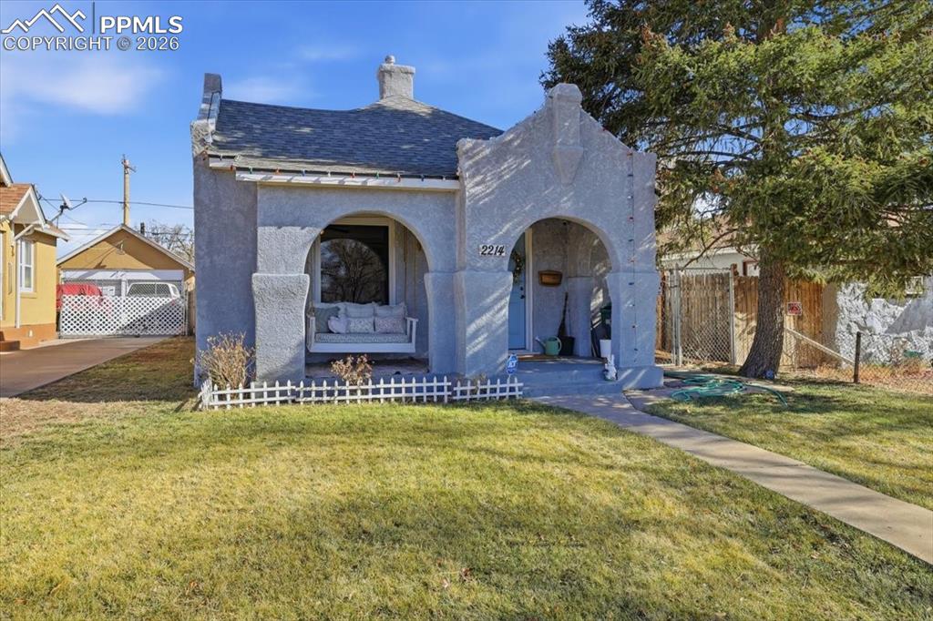 Image 1 of 40: Front of Structure