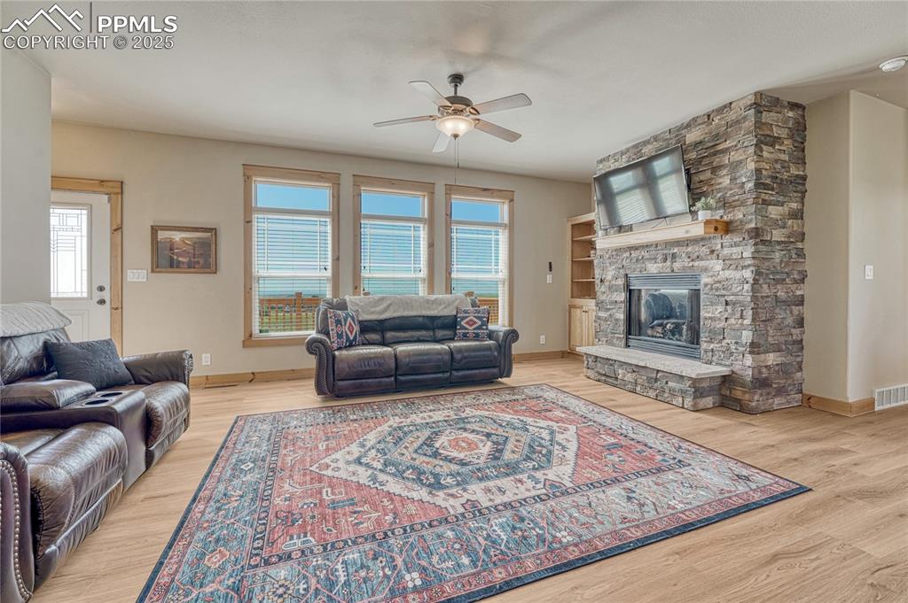 Image 5 of 48: Living Room