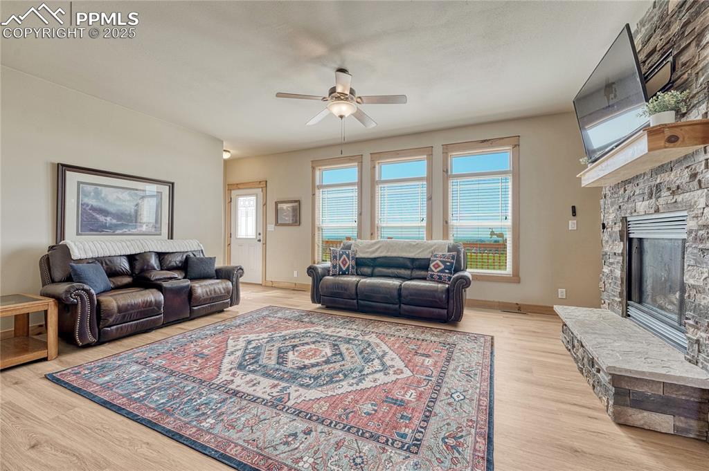 Image 6 of 48: Living Room