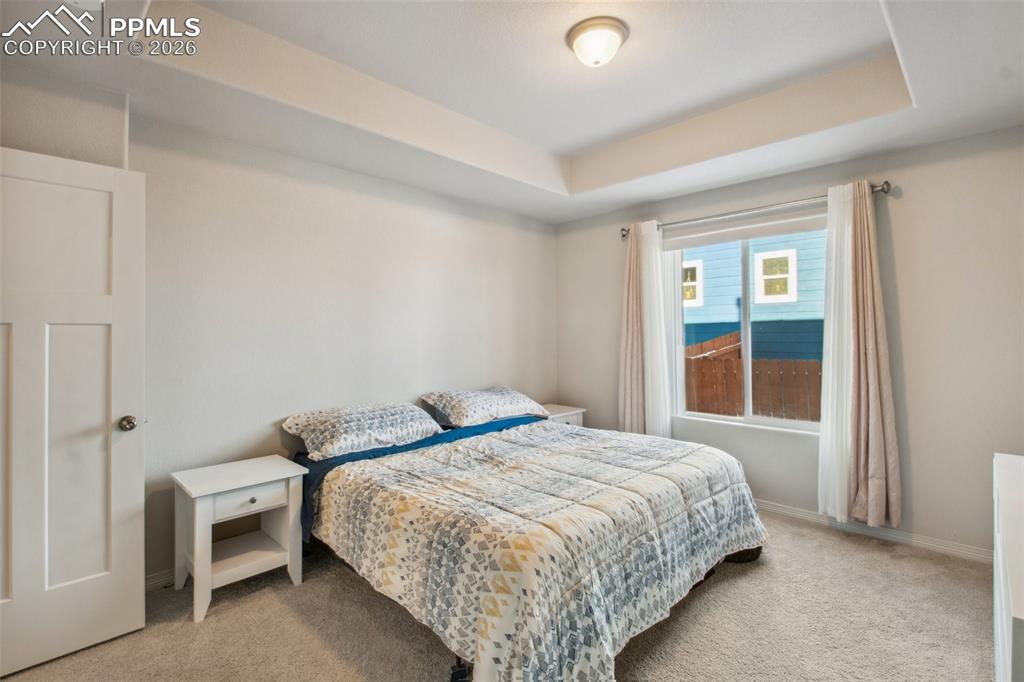 Image 22 of 50: Bedroom