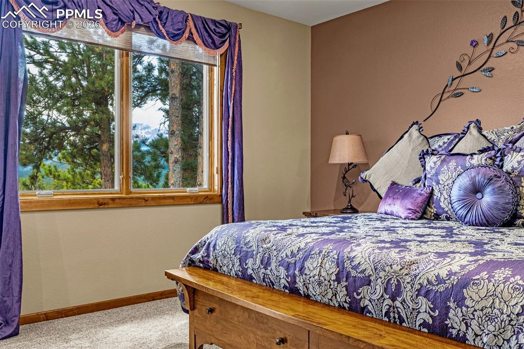 Image 15 of 45: Bedroom