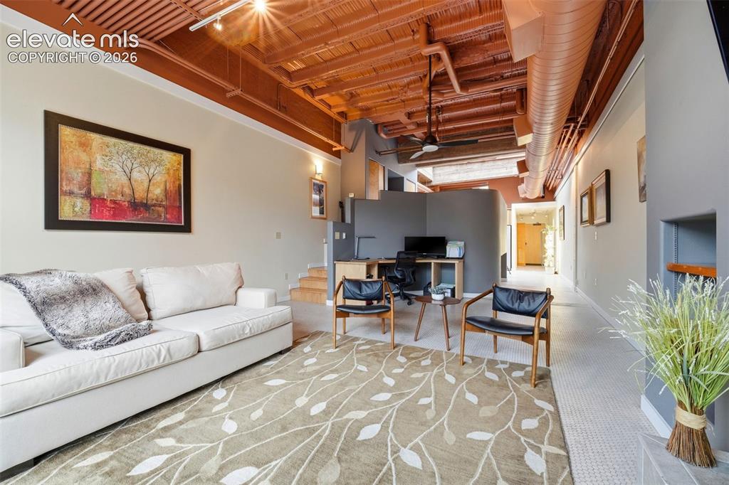 Image 11 of 27: Living Room