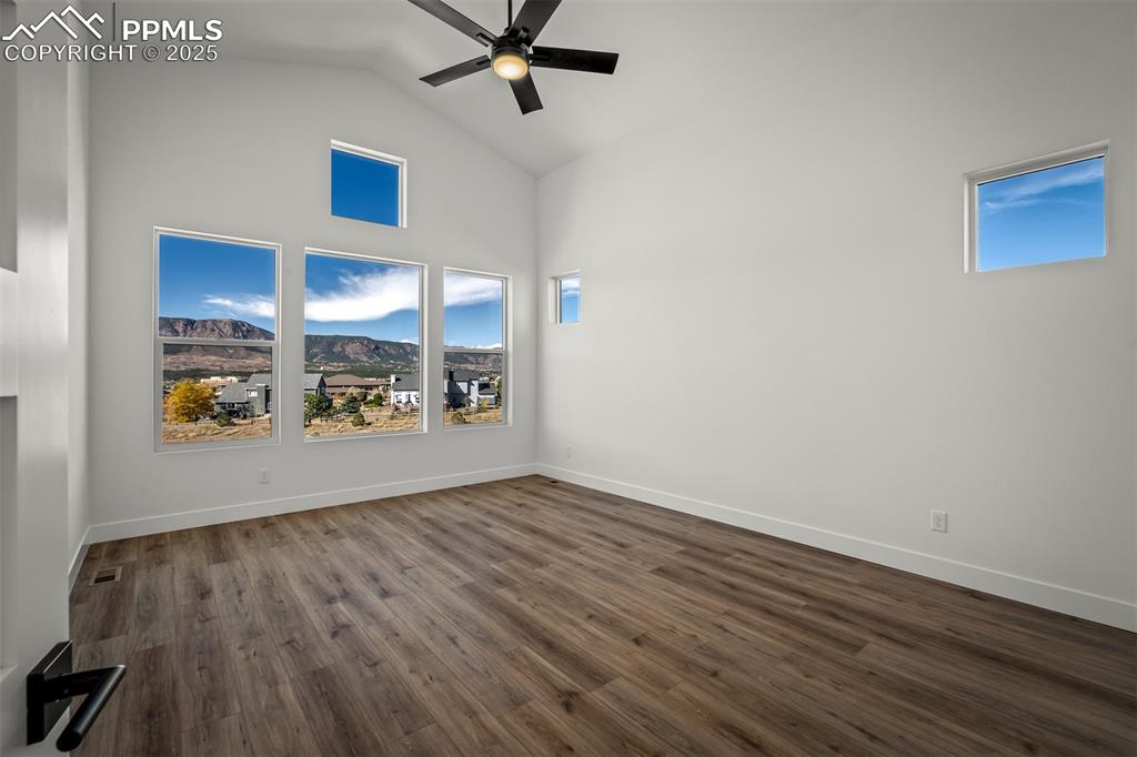 Image 19 of 38: Master Bedroom