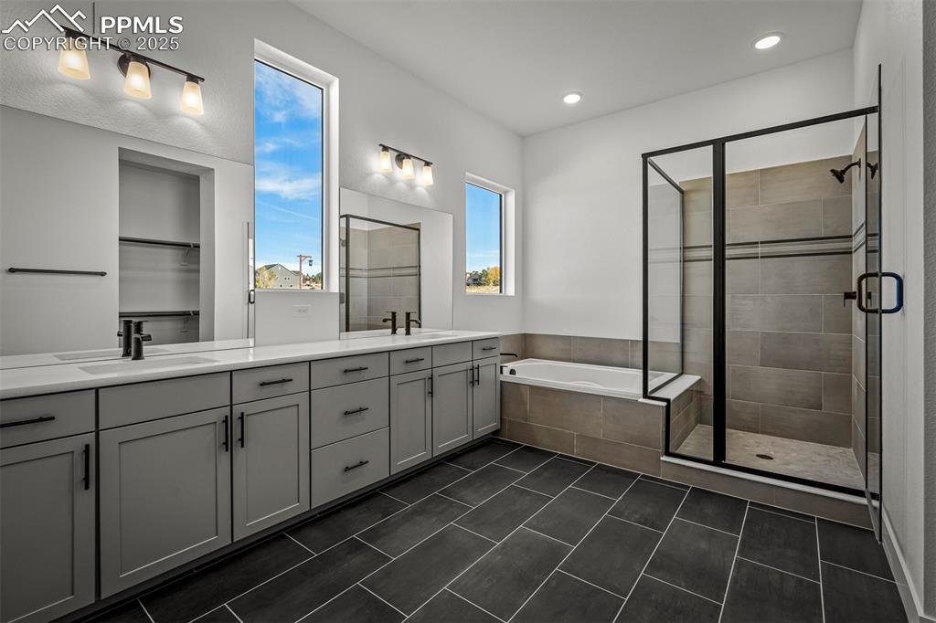 Image 21 of 38: Master Bathroom