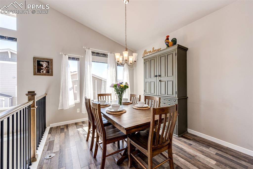 Image 10 of 47: Entry