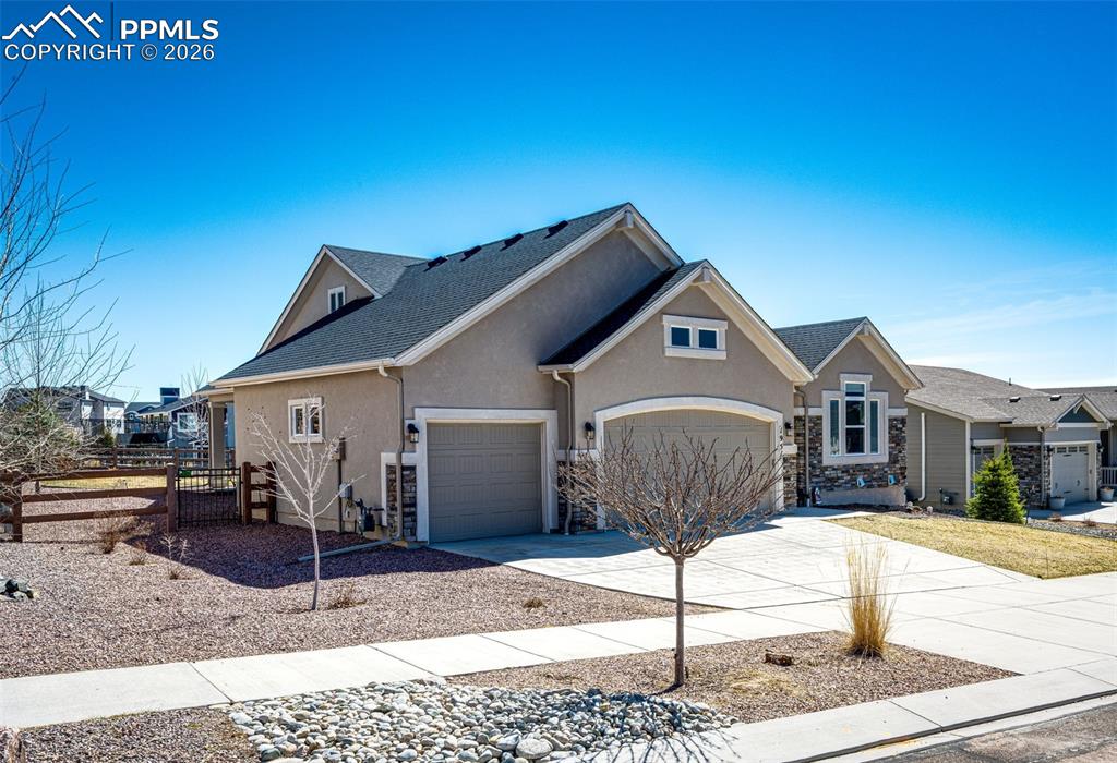 Image 3 of 47: Front of Structure