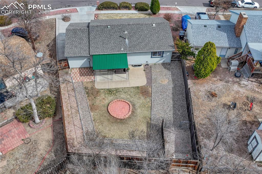 Image 46 of 49: Aerial view from of back of house