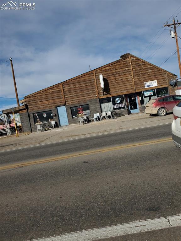 Image 8 of 8: Front of Structure