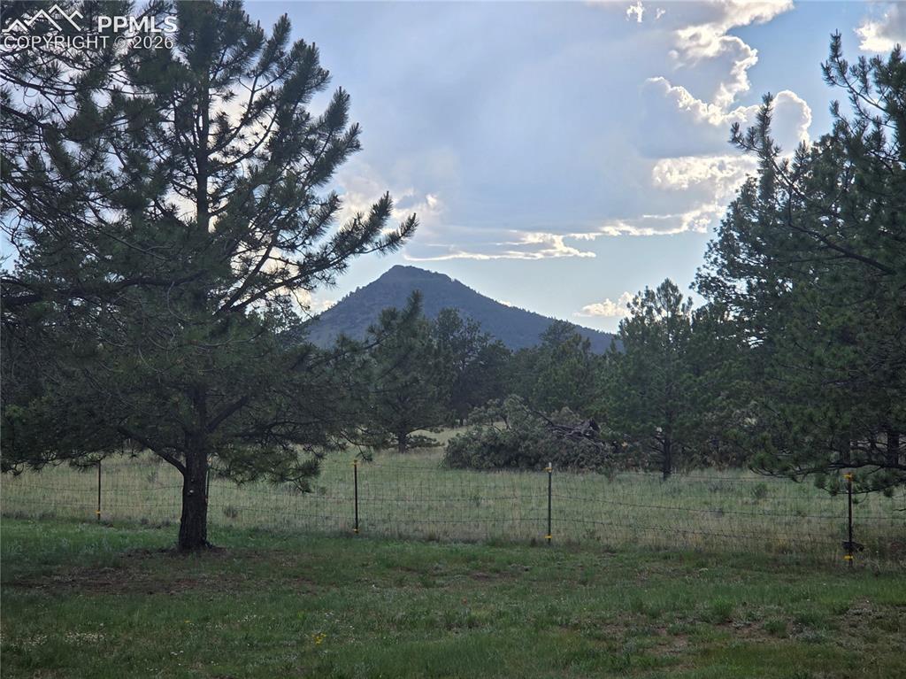 Image 36 of 36: Mountain views