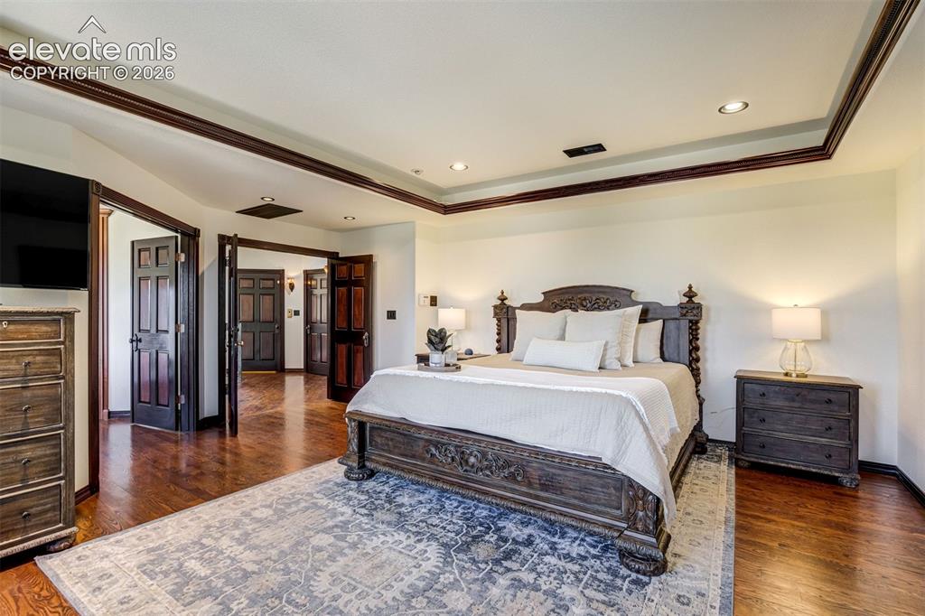 Image 29 of 50: A private sanctuary where luxury feels entirely effortless.