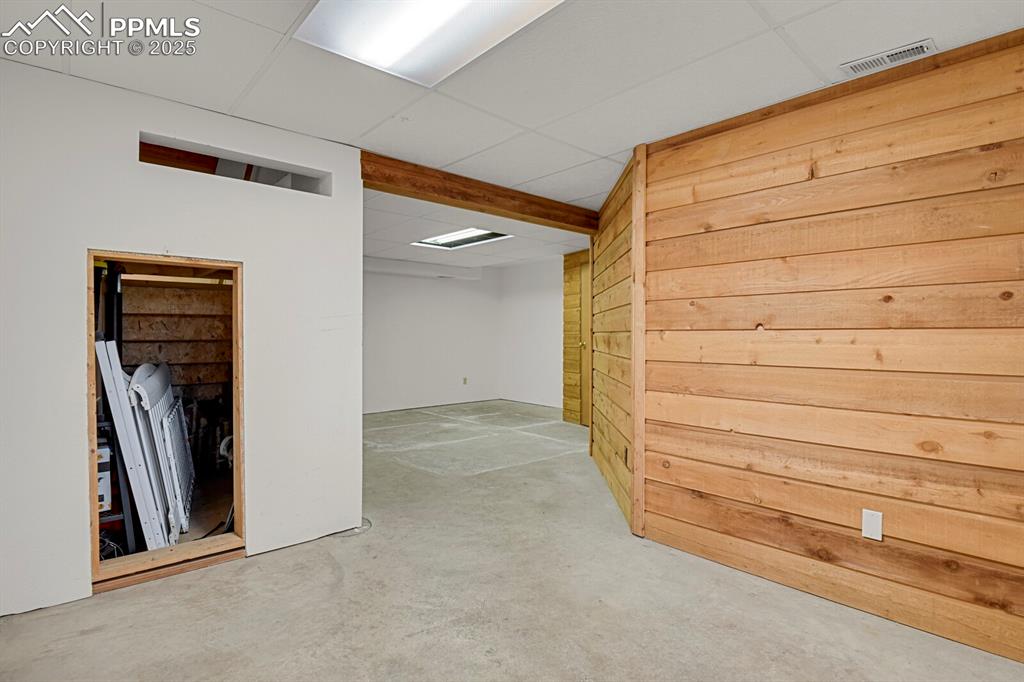 Image 40 of 48: Basement