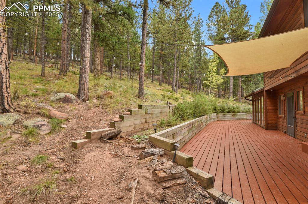 Image 42 of 48: Deck