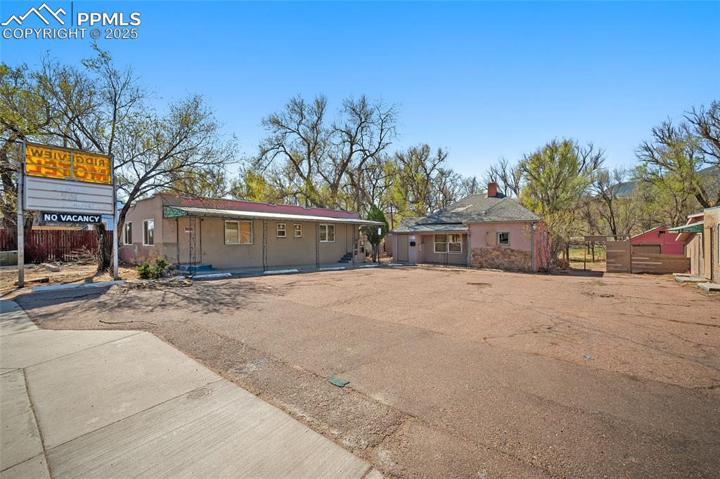 Image 13 of 20: Front of Structure