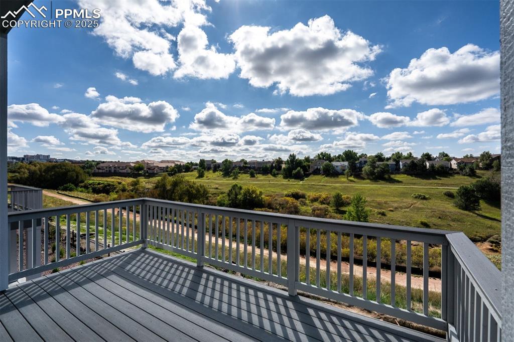 Image 13 of 36: Deck