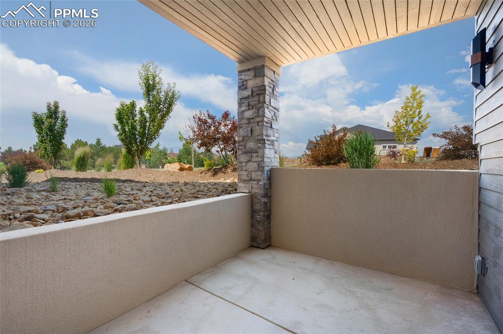 Image 44 of 50: Balcony