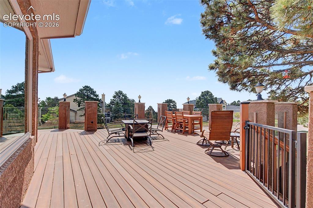 Image 43 of 49: Deck