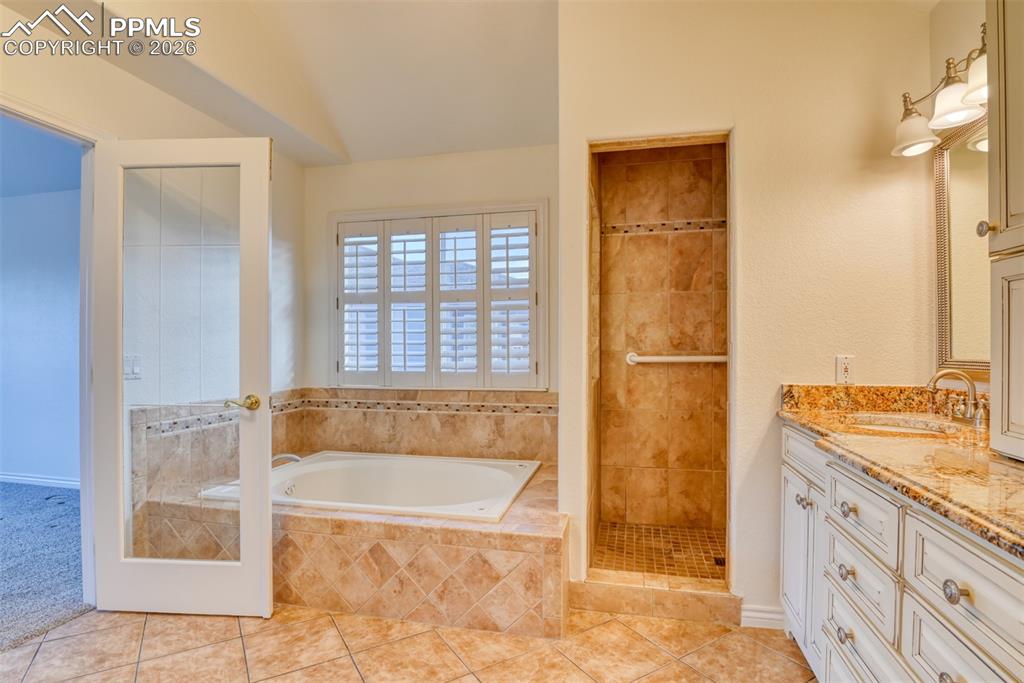 Image 26 of 46: Master Bathroom