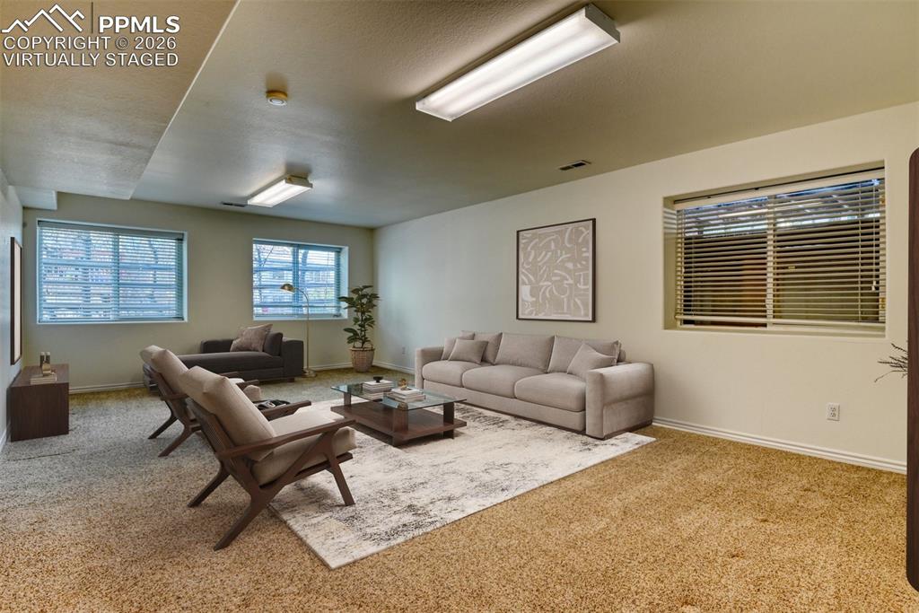 Image 34 of 46: Virtually Staged