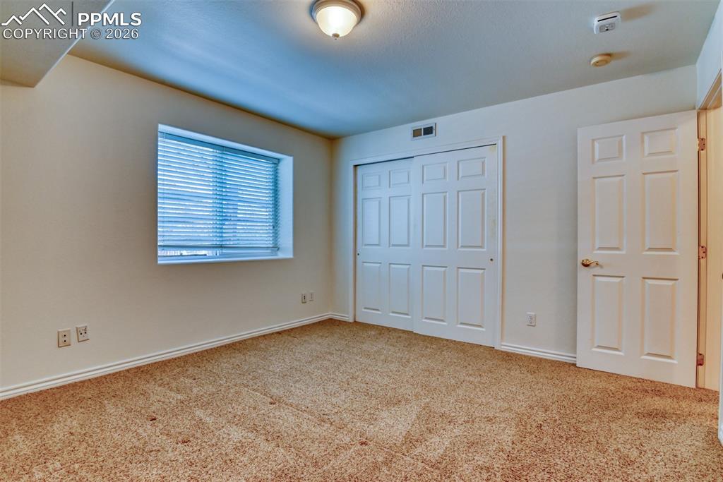 Image 35 of 46: Bedroom