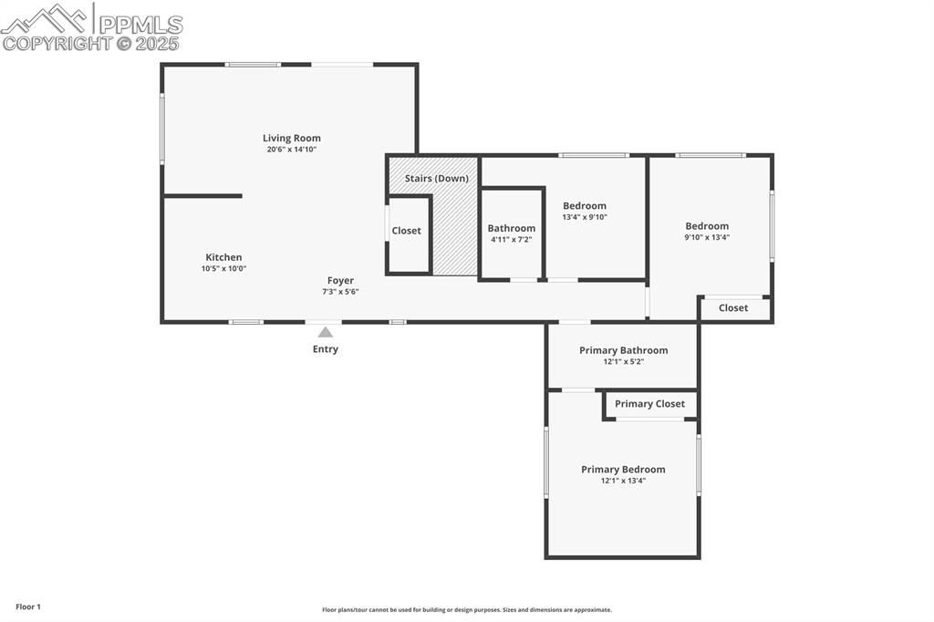 Image 37 of 39: View of floor plan / room layout