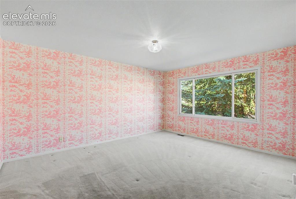 Image 17 of 39: Master Bedroom