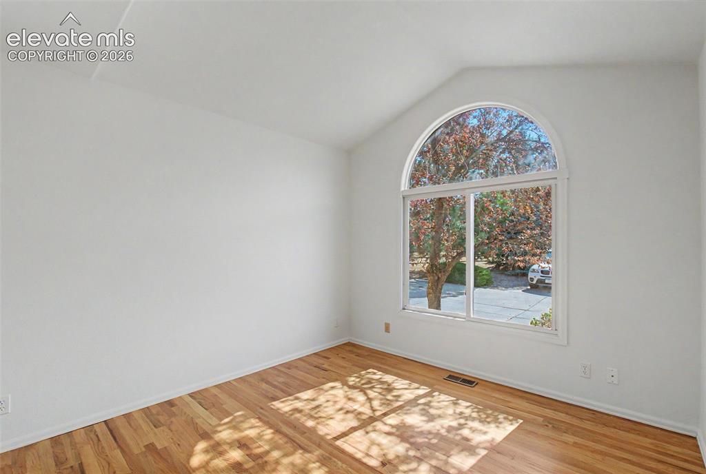 Image 4 of 39: Front Room