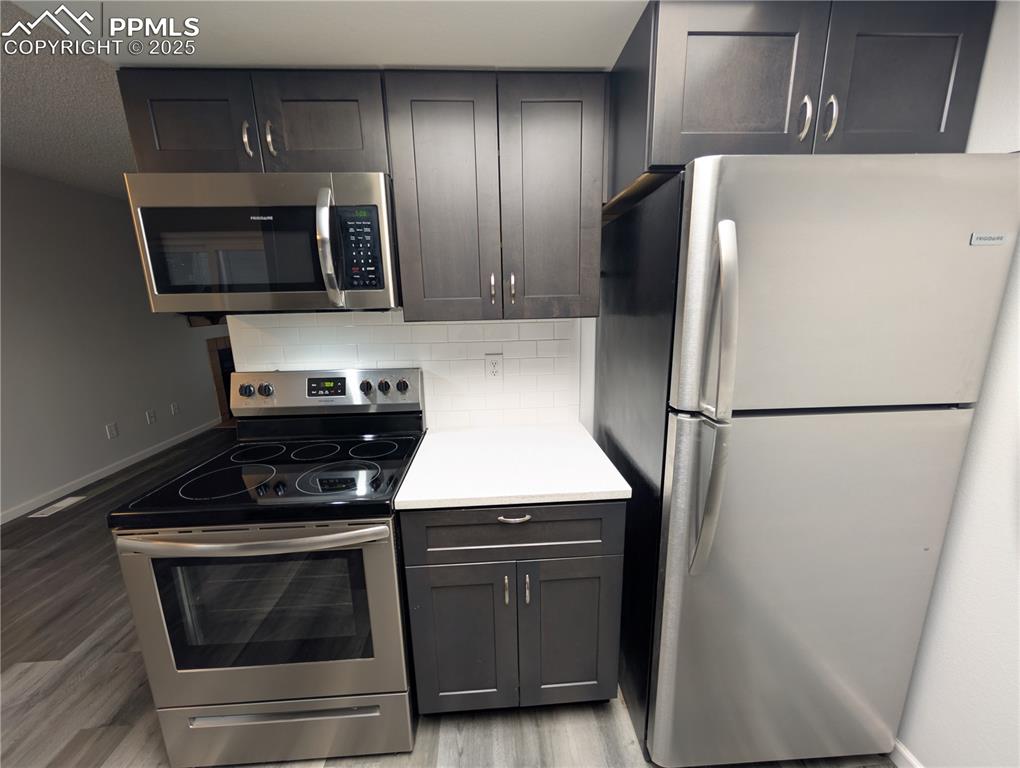 Image 2 of 13: Kitchen