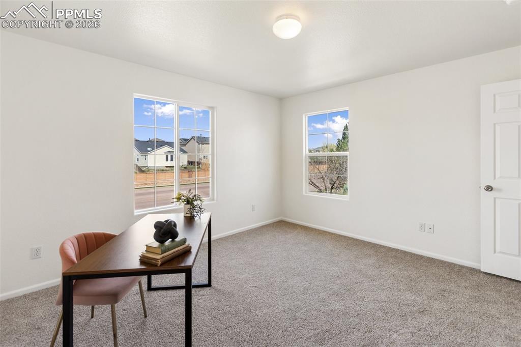 Image 28 of 37: Bedroom