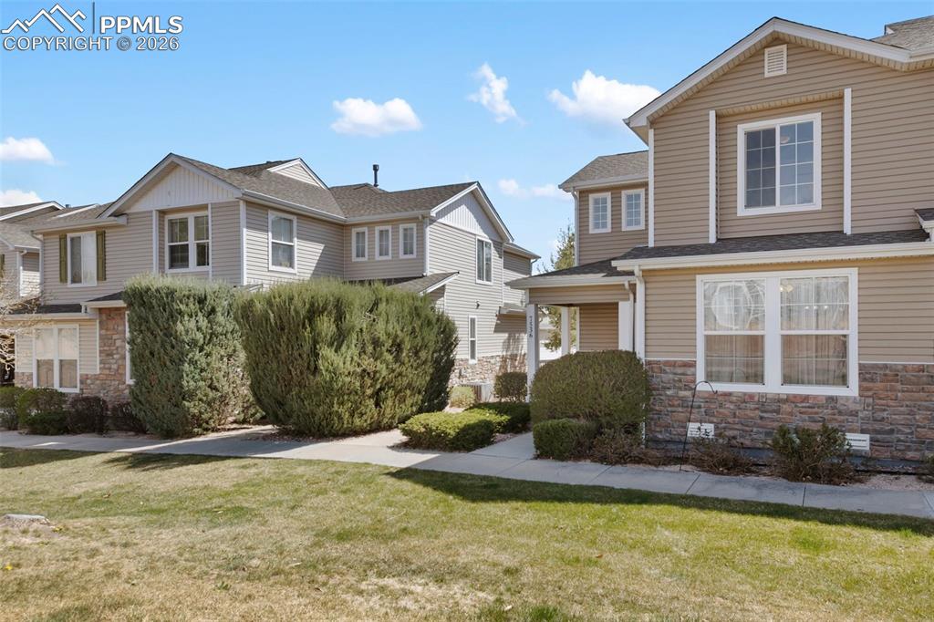 Image 3 of 37: Front of Structure