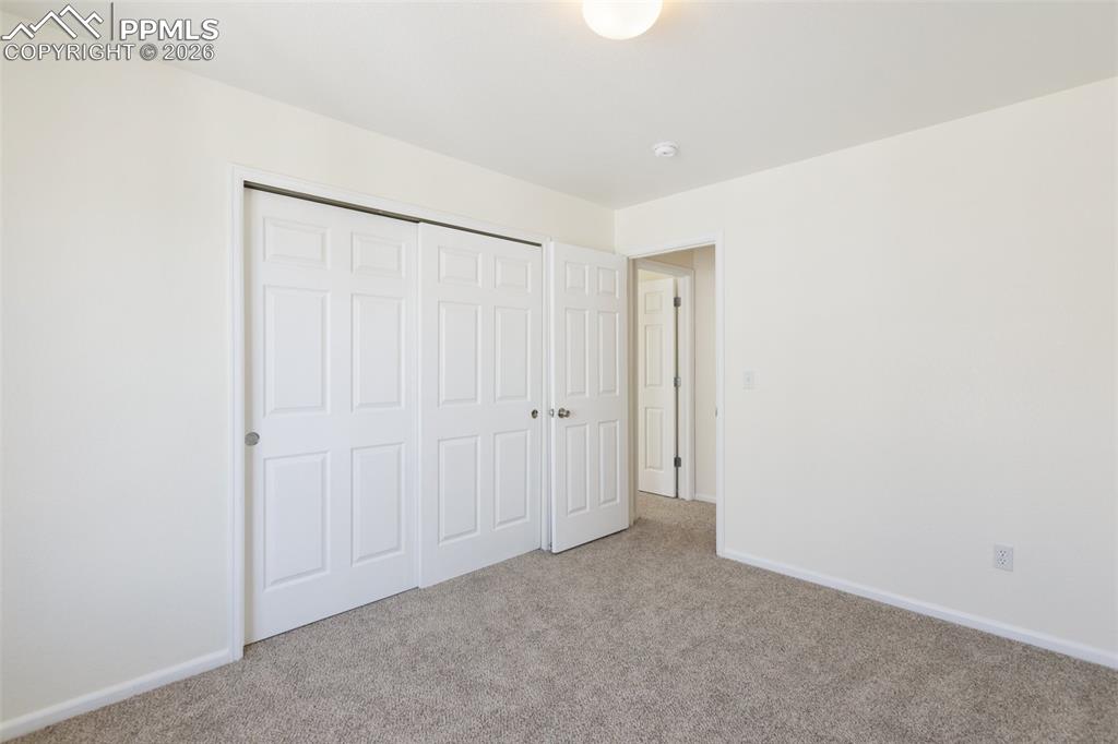 Image 31 of 37: Bedroom