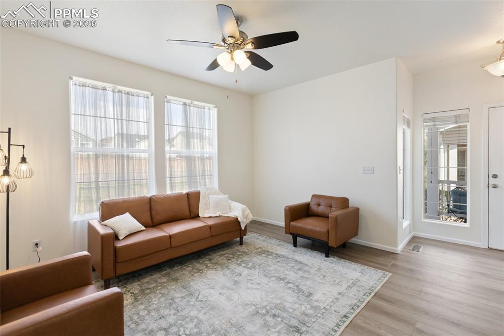 Image 5 of 37: Living Room