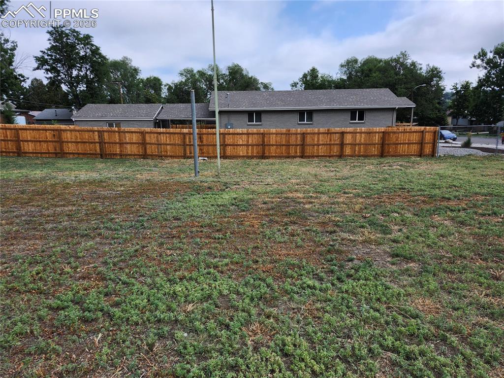 Image 6 of 6: No Description Available