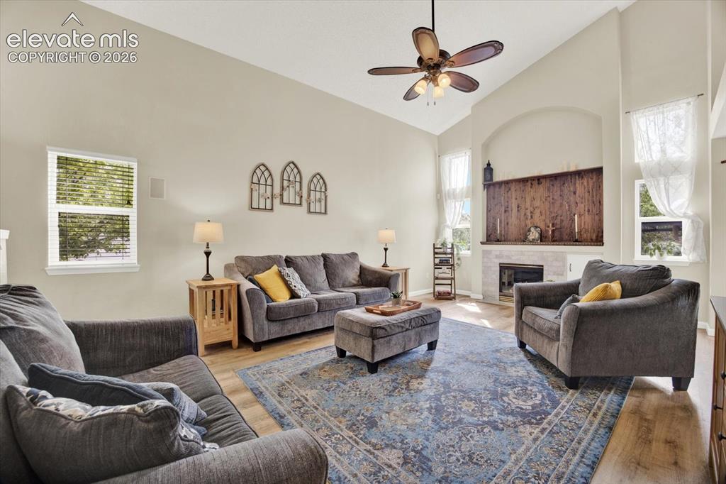 Image 8 of 40: Living Room