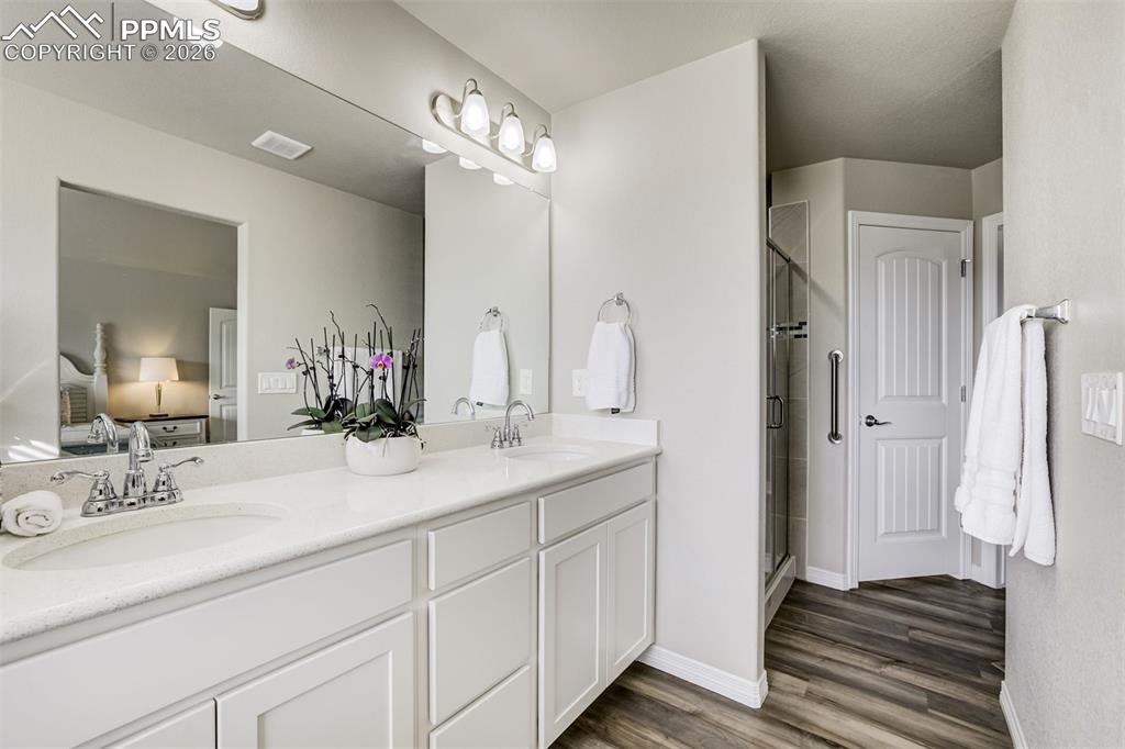 Image 21 of 50: Master Bathroom