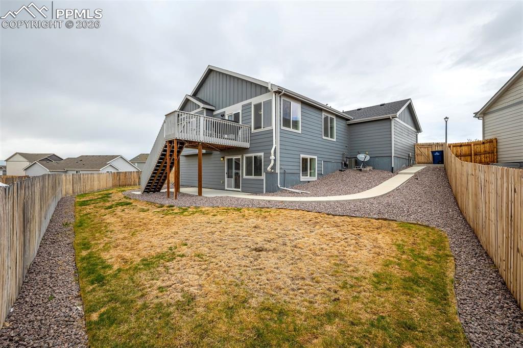 Image 47 of 50: Back of Structure