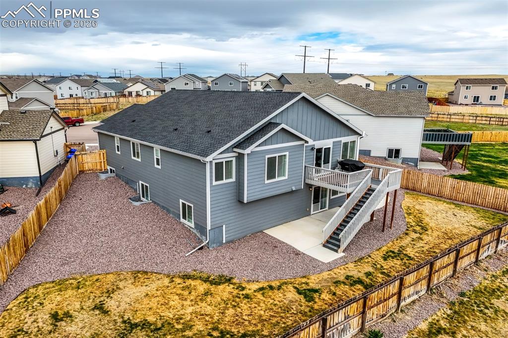 Image 48 of 50: Back of Structure